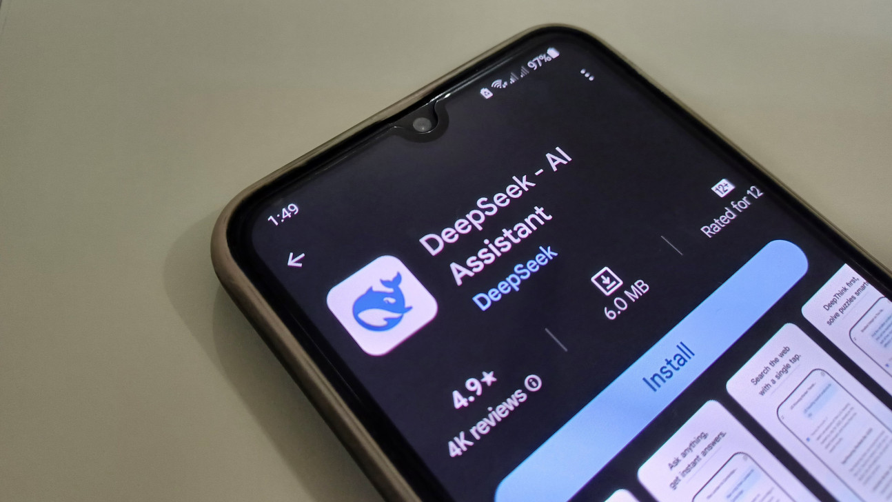 What is DeepSeek, and why is Nvidia losing billions because of it?