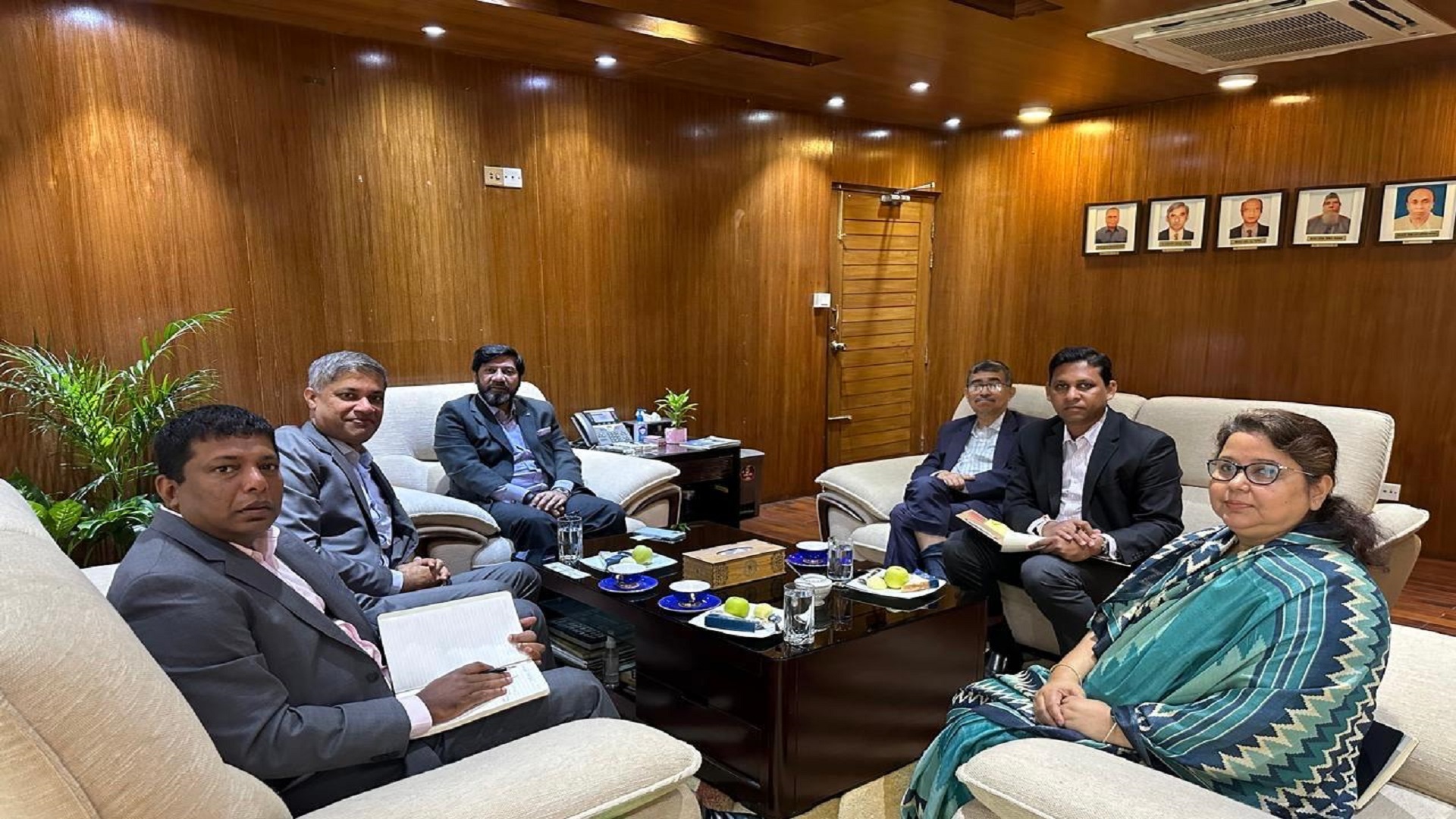 Sri Lankan investors show interest in Bangladesh’s stock market: BSEC