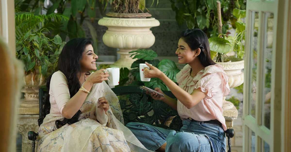 ‘Tumi Robe Nirobe’: Chayanika Chowdhury’s Rabindra Sangeet tribute to mothers