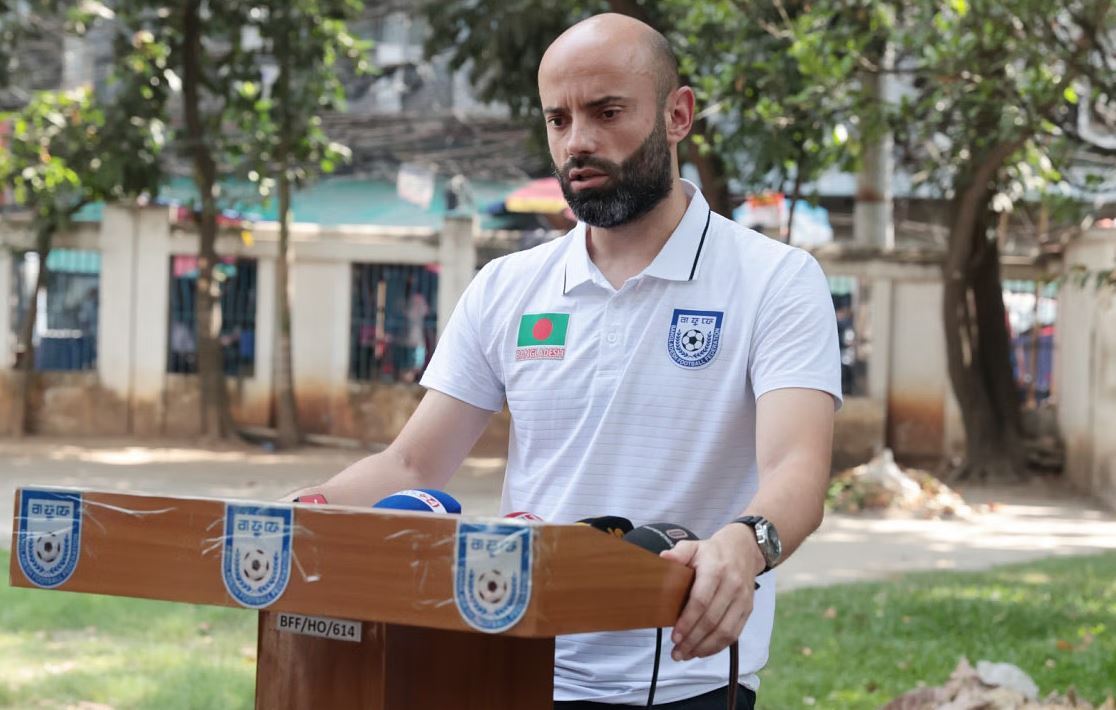 Want to give the countrymen an Eid gift by defeating Singapore: Cabrera