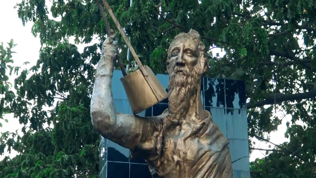 Making Lalon go mainstream