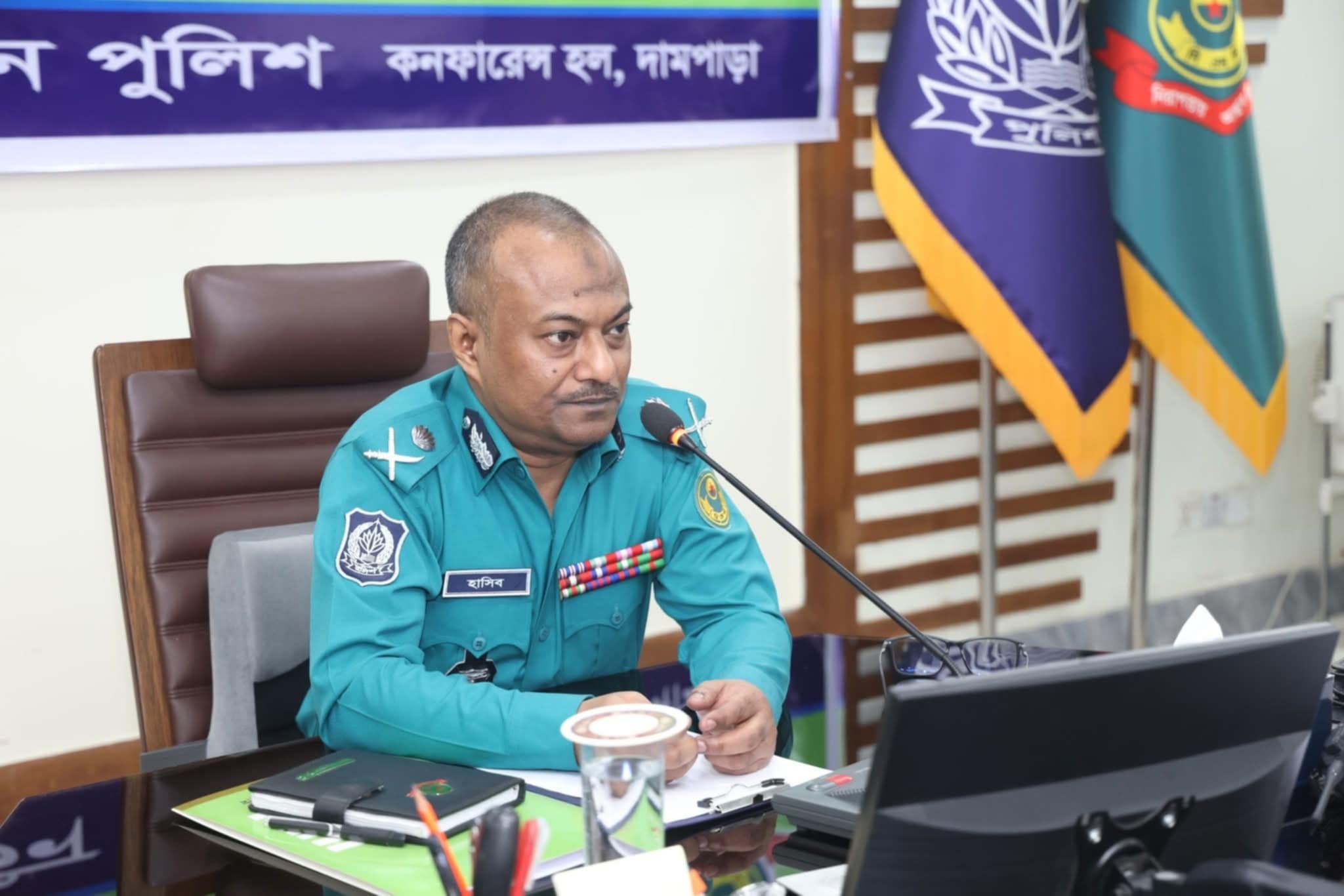 ‘Use firearms in self-defence’