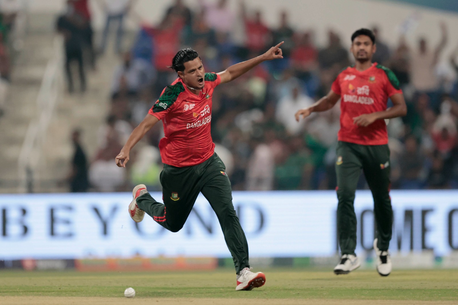 Nasum stars as Bangladesh edge Afghanistan to stay alive in Asia Cup