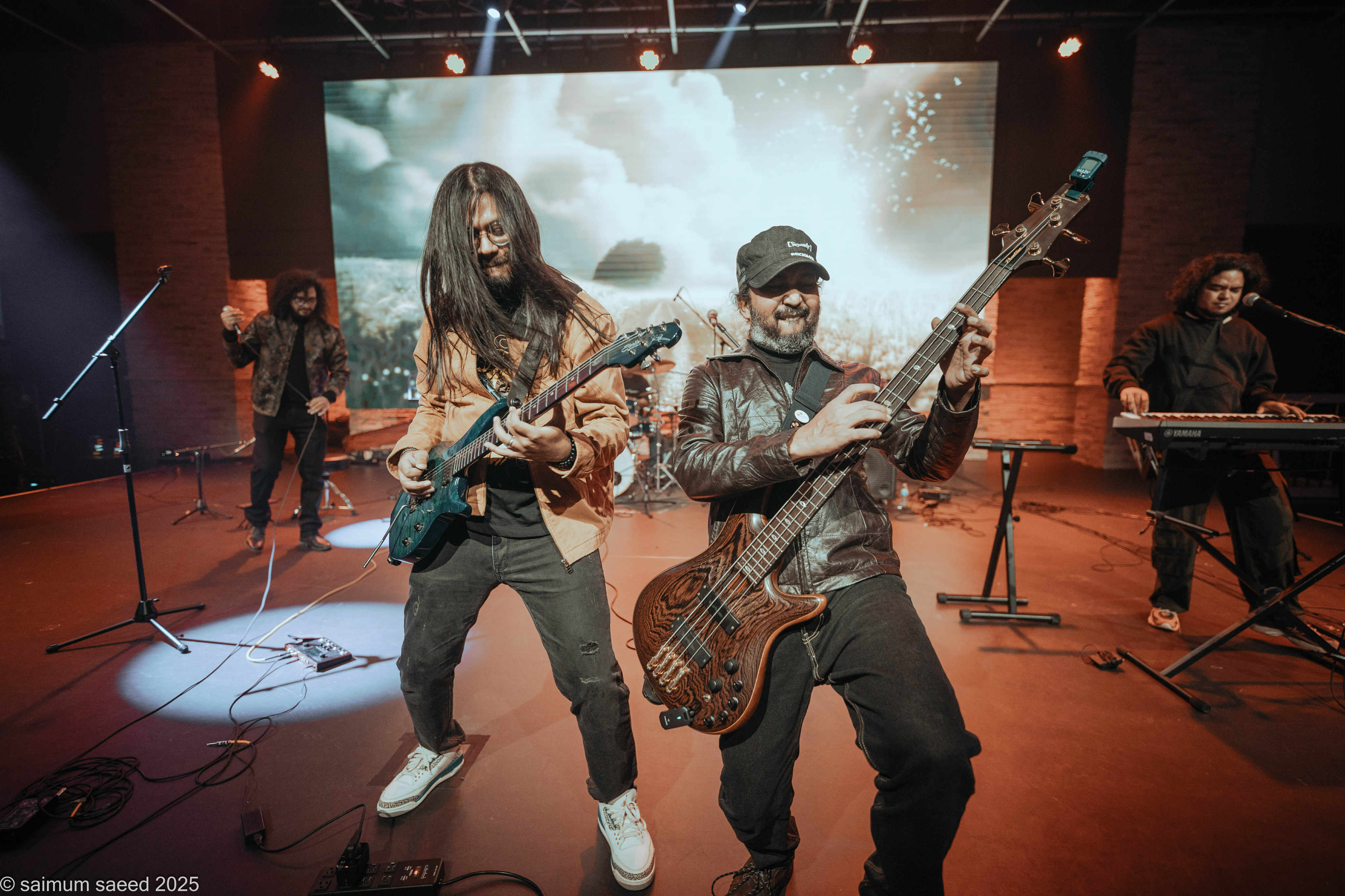 Shironamhin lights up Toronto with captivating performance