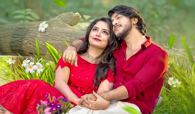 Heme, Tawsif pair up for her new song