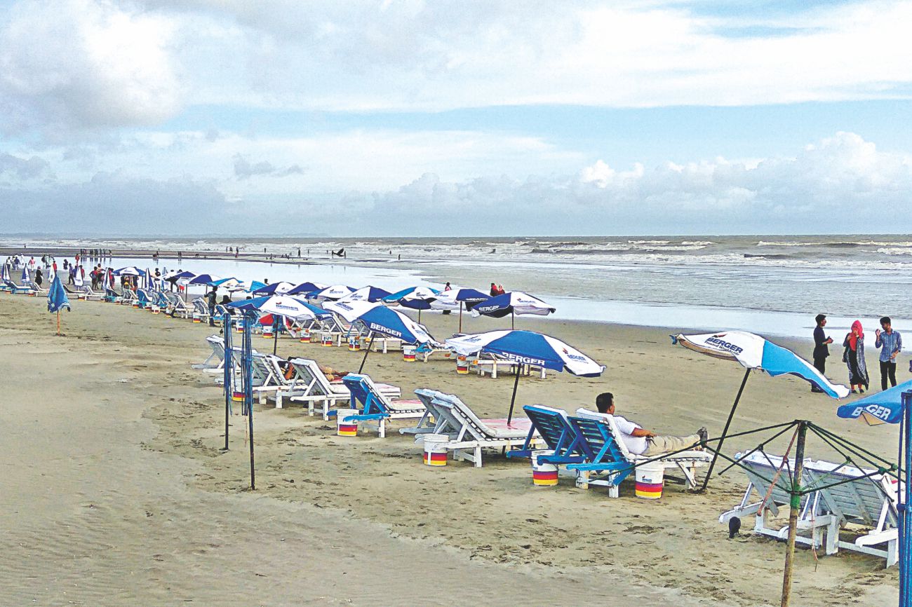 6 fishermen die in trawler capsize