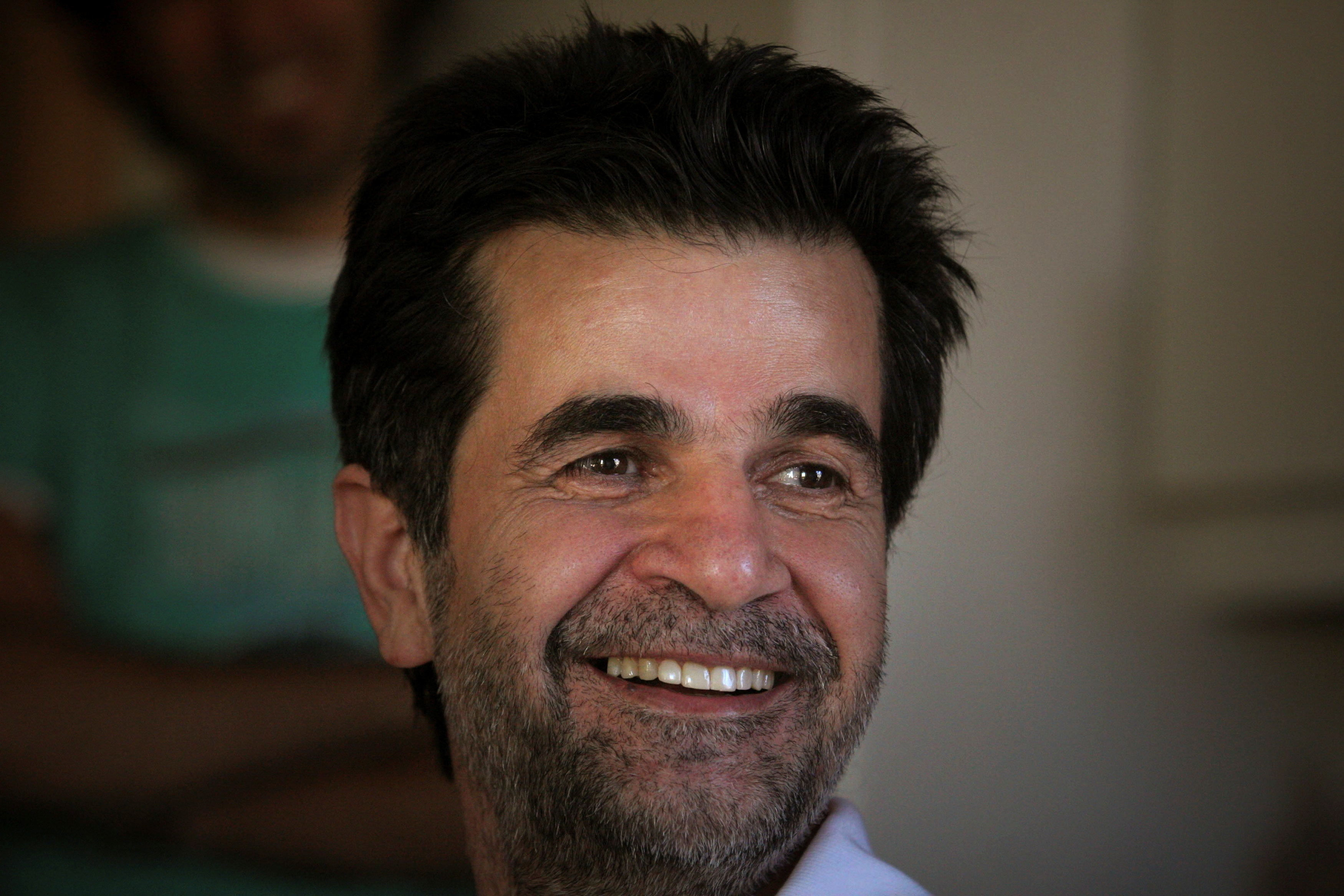 Iranian filmmaker Jafar Panahi released after hunger strike