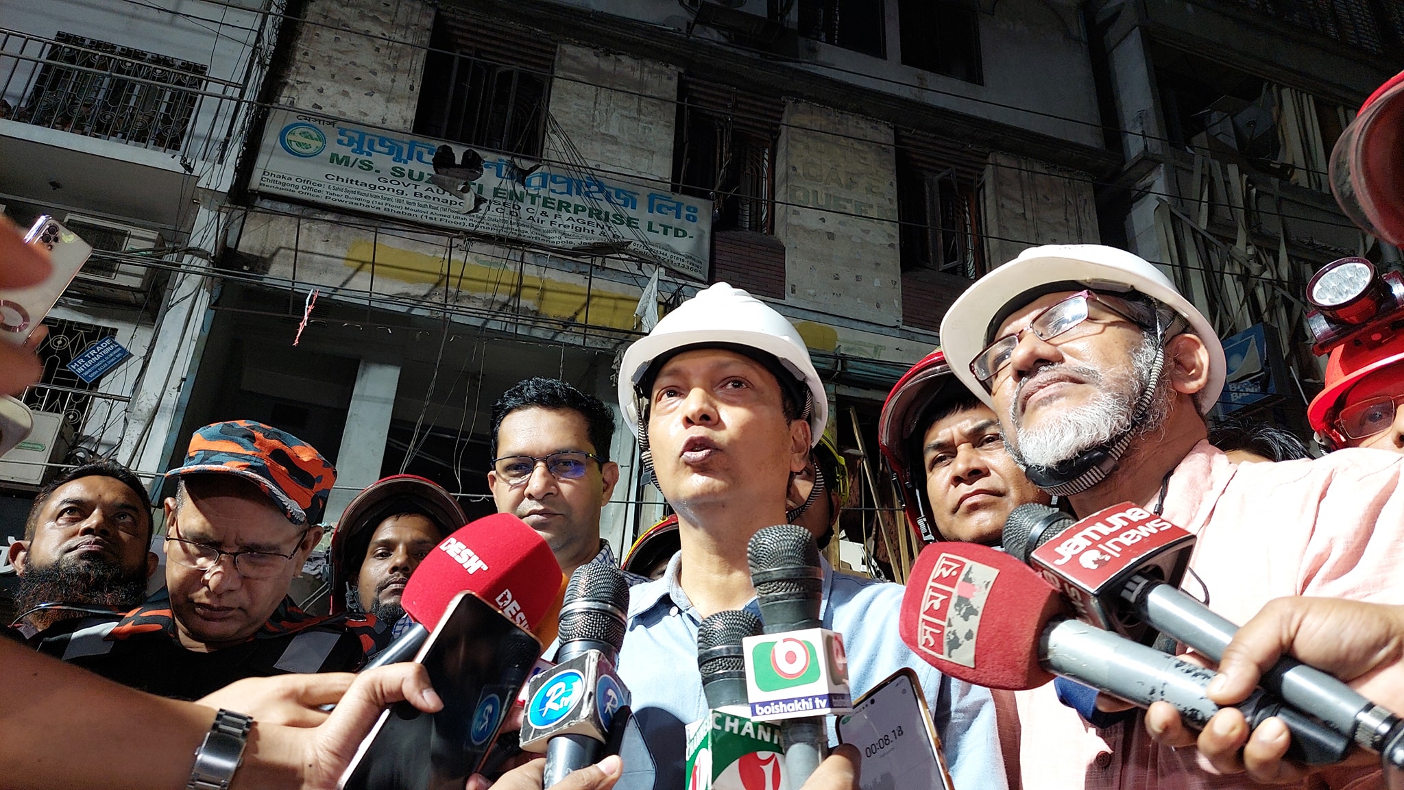 Siddikbazar building: 9 out of 24 columns damaged