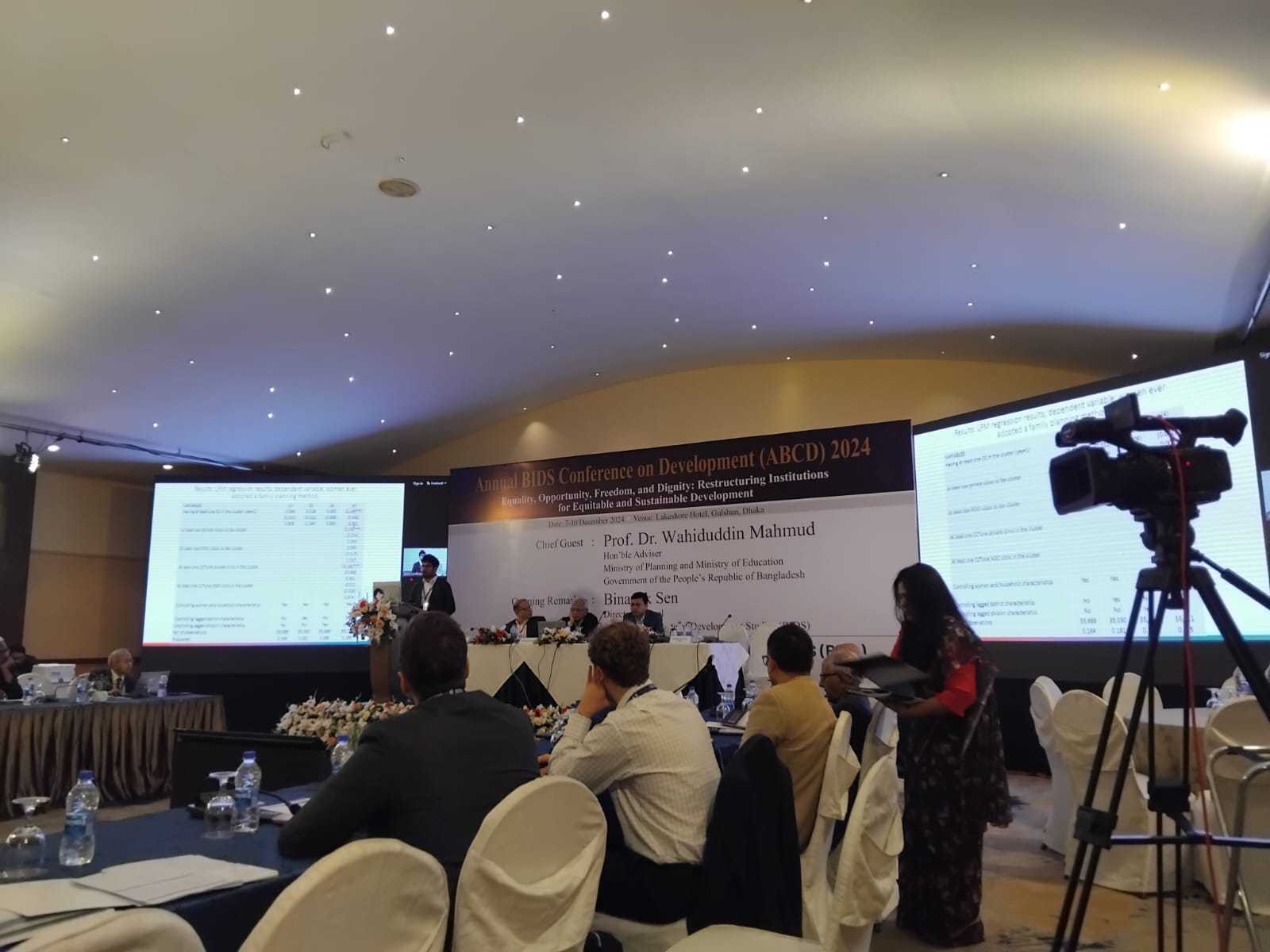 National university graduates: One out of four unemployed