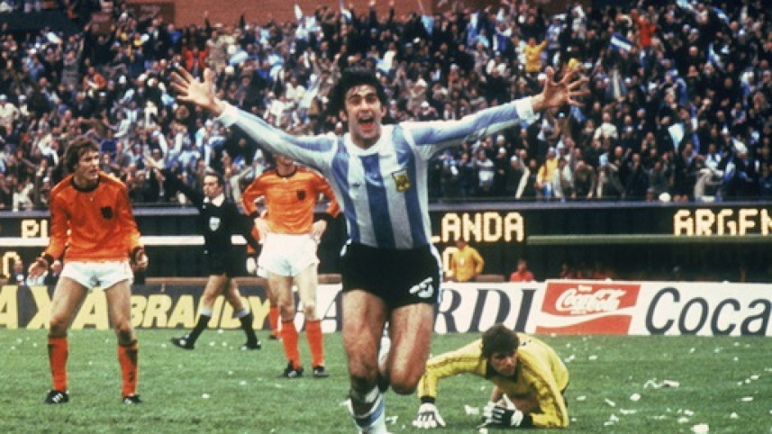 Mario Alberto Kempes.jpg