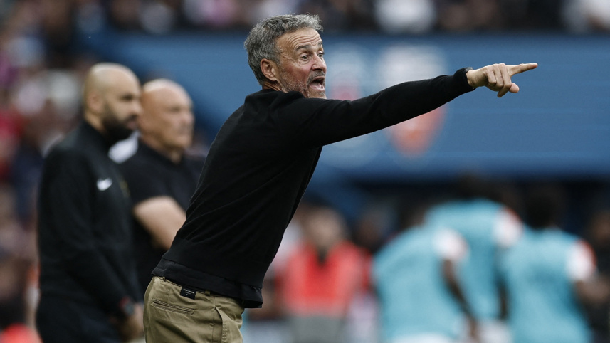2026-05-02T161650Z_1697818357_UP1EM521980L8_RTRMADP_3_SOCCER-FRANCE-PSG-FCL.JPG