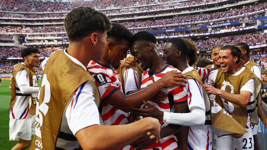 2026-06-13T020645Z_2025172995_UP1EM6D05V7GL_RTRMADP_3_SOCCER-WORLDCUP-USA-PRY.JPG