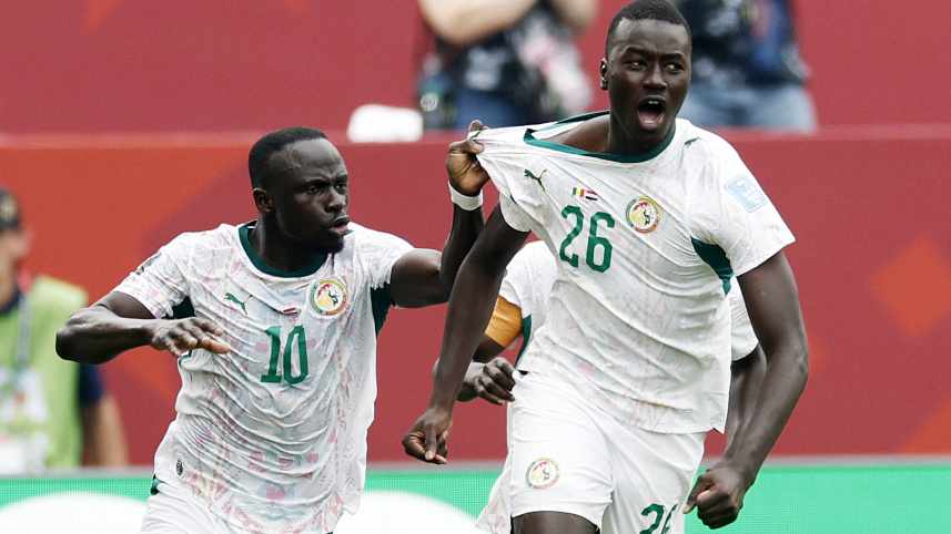 2026-06-26T203137Z_311642243_UP1EM6Q1L0OYF_RTRMADP_3_SOCCER-WORLDCUP-SEN-IRQ.JPG