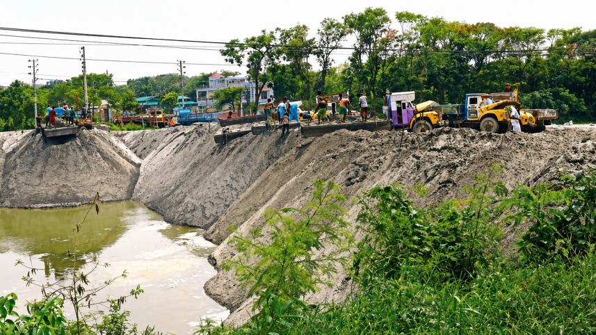Erasure of waterbodies from Dhaka