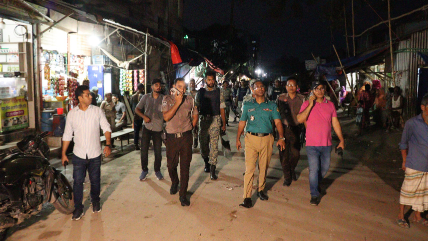 The operation was conducted at the slum as part of an ongoing anti-drug campaign. Photo: Collected