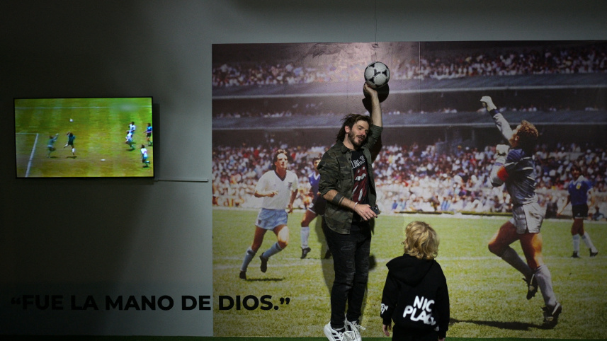 AFP__20241202__36P729Z__v1__HighRes__FblArgentinaMaradonaExhibition.jpg
