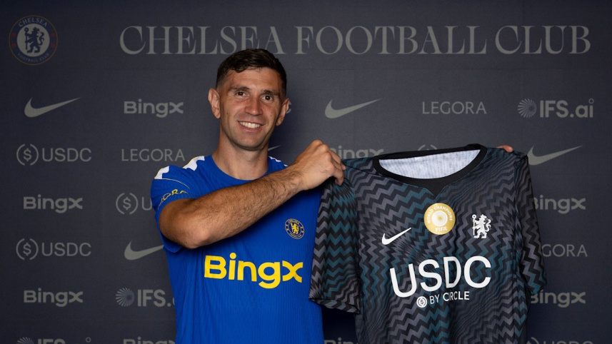 Emiliano Martinez Chelsea.jpg