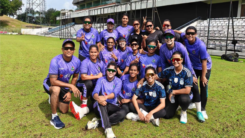 Tigresses 2.jpg