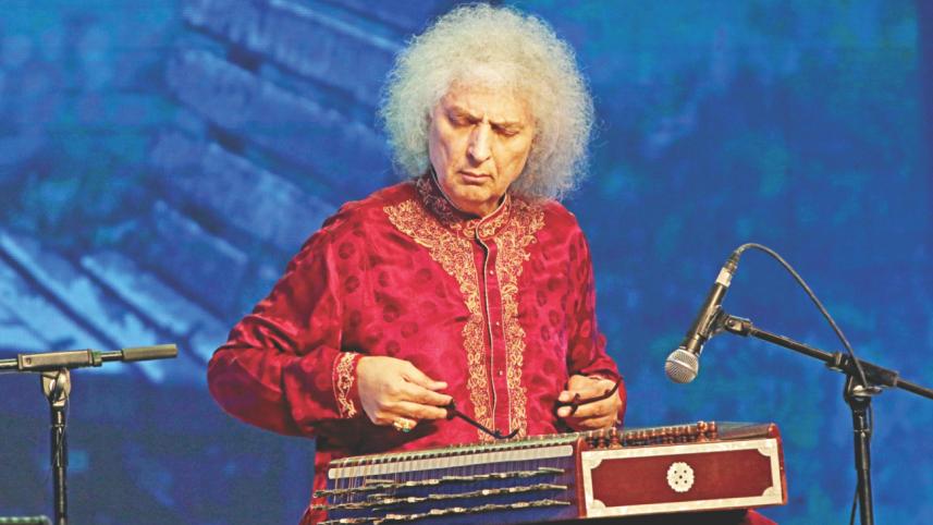 Santoor maestro Pandit Shiv Kumar Sharma