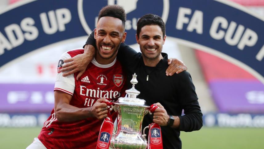 2020-08-01T190746Z_26622524_UP1EG811H4Y8V_RTRMADP_3_SOCCER-ENGLAND-ARS-CHE-REPORT (1).jpg