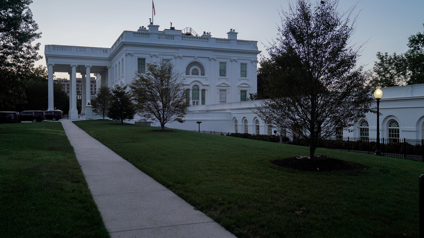 2020-10-03T114928Z_1471047041_RC2ZAJ94F777_RTRMADP_3_HEALTH-CORONAVIRUS-TRUMP.JPG