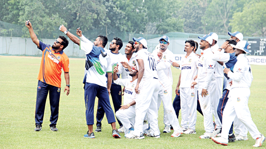 Rajshahi-entangled-Barishal.gif
