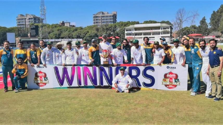 Pakistan team.jpg