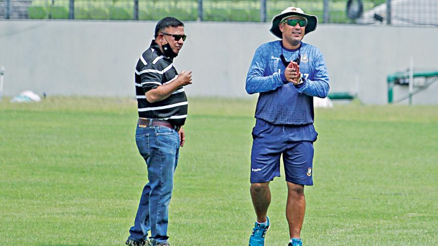 Russell-Domingo.jpg