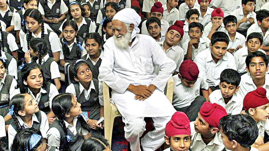 Sunderlal-Bahuguna.jpg