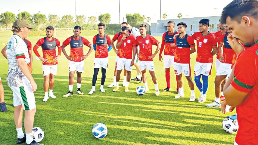 Bangladesh-booters-Qatar.jpg