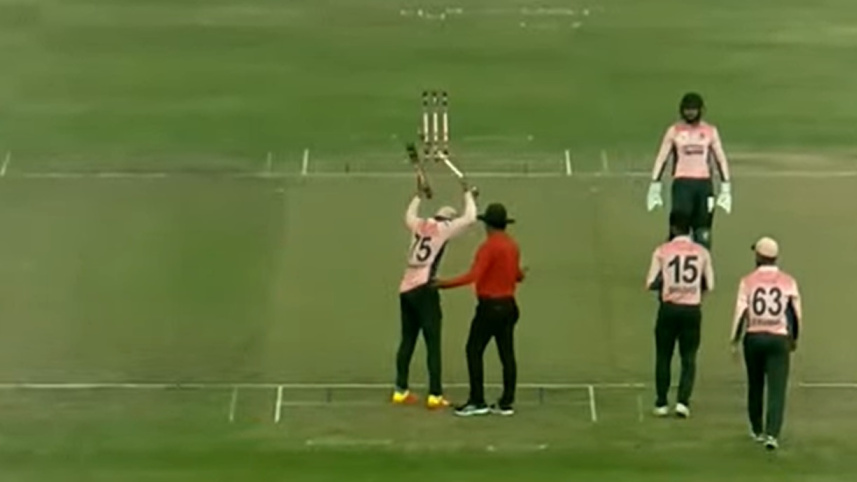 Shakib throws stumps.jpg