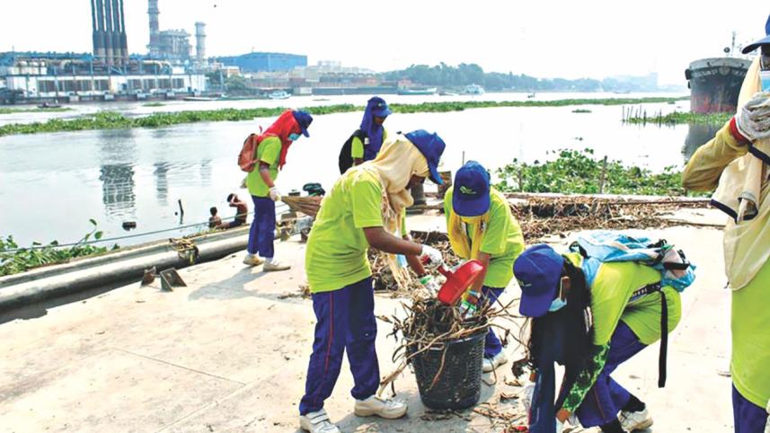 A day on the Shitalakhya