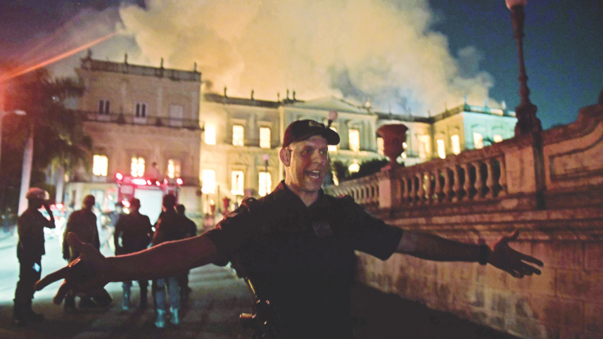 A police officer.jpg