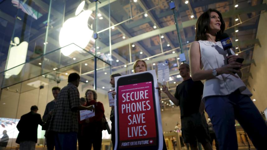 Apple.jpg