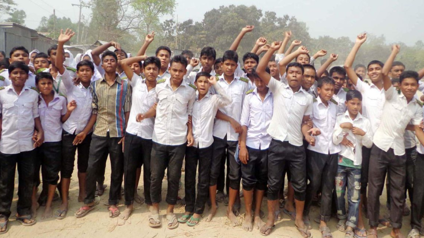 Assault teacher Bogra.jpg