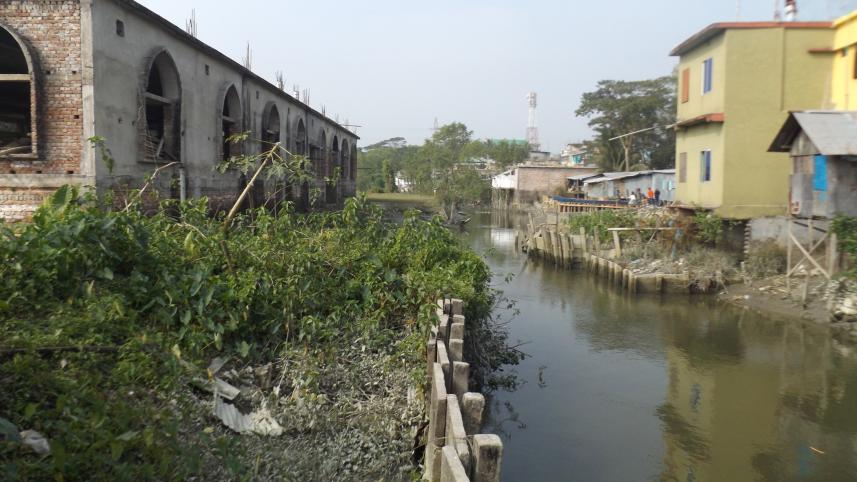 Bahalgachia canal Patuakhali 1.jpg