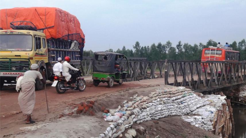 Bailey bridge risk.jpg