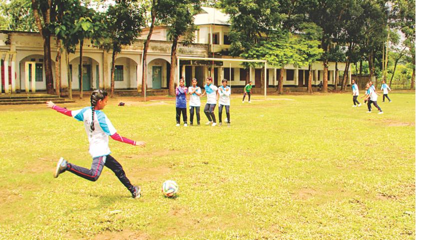 Bangamata Gold Cup 1.jpg