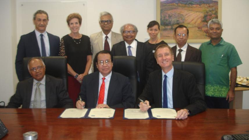 bangladesh aus univ mou.jpg