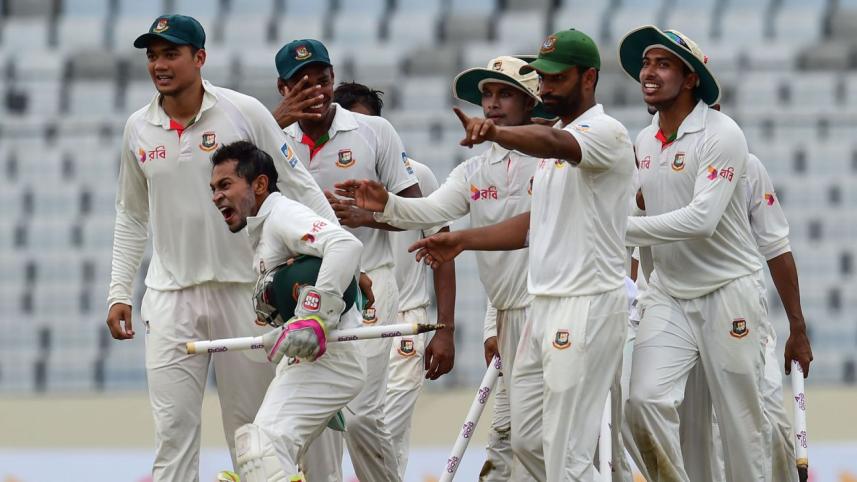 Bangladesh team celebrate victory.jpg