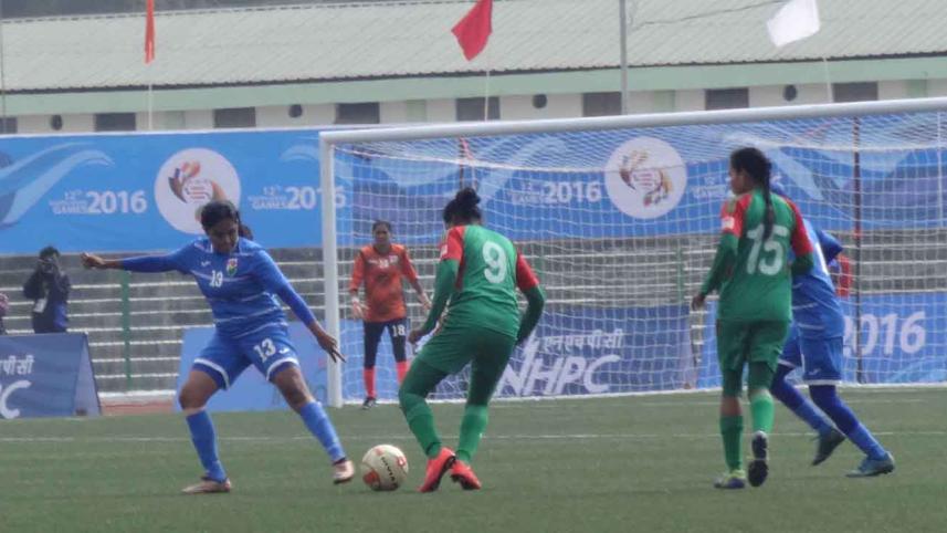 Ban(Green)  Vs  Maldives(Blue) 3.jpg