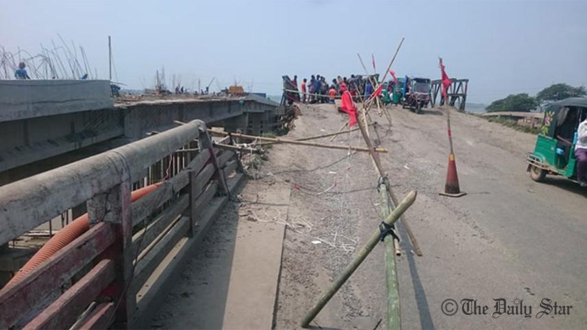 Vehicular movement on Dhaka-Sylhet highway
