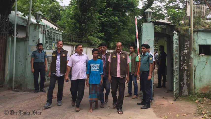 Detectives claim to have arrested an accused in a case filed over the murder of a hotel manager in Dhaka.