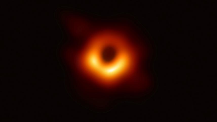 Black hole-wb.jpg