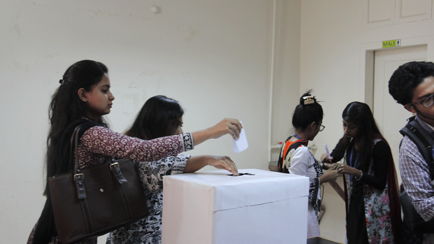 BRAC University,students,cast votes,Dhaka,to elect,executive body of co-curricular activity clubs,campus,Dhaka