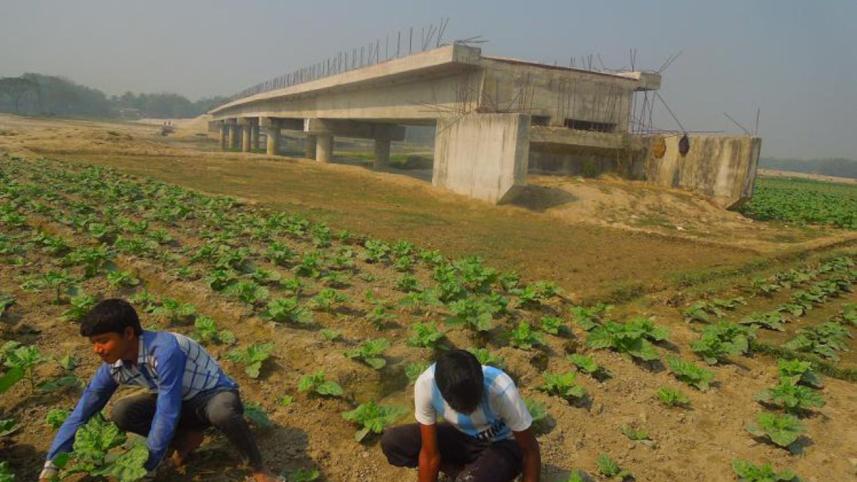 Bridge without road.jpg