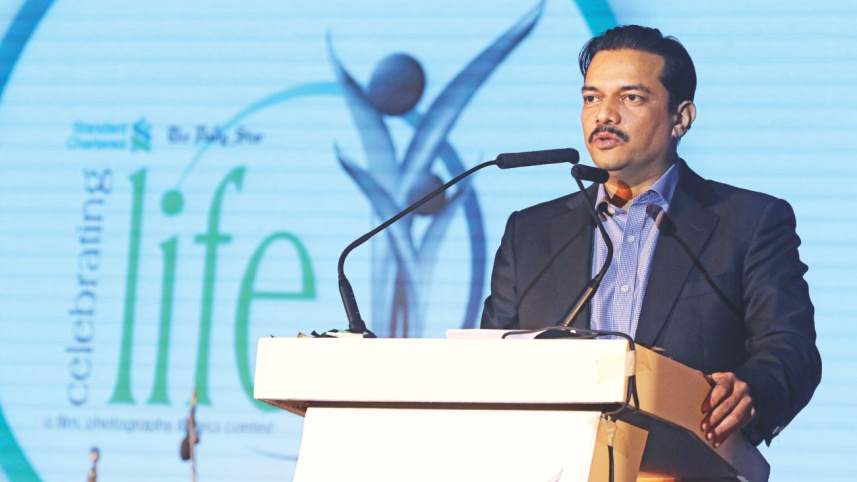 CEO of Standard Chartered