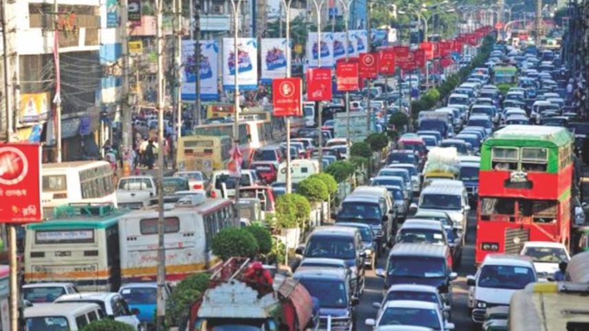 Commuting in Dhaka