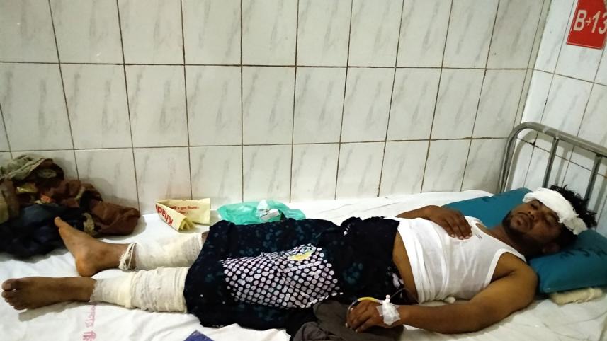 A Cumilla University student is beaten up allegedly by Bangladesh Chhatra League activists