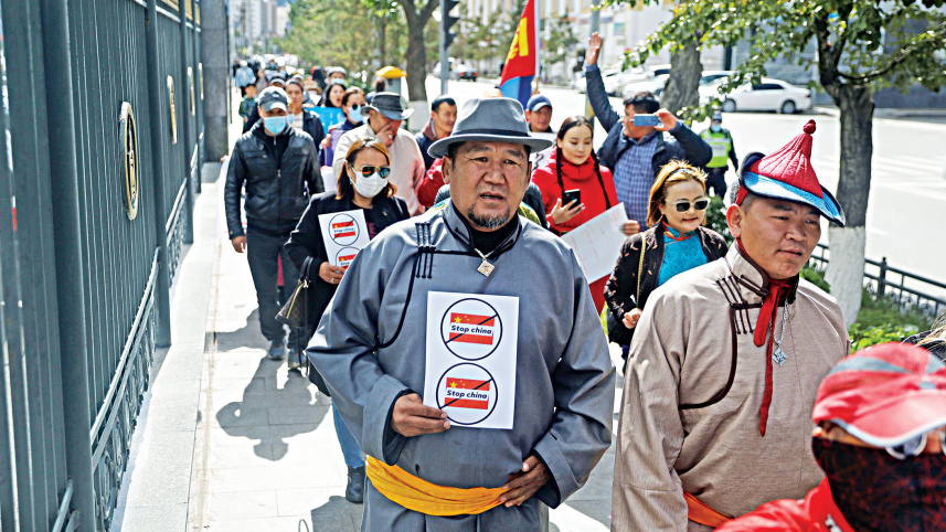 Demonstrators-take-part.jpg